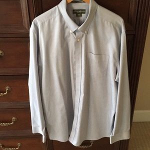 Men’s Eddie Bauer chambray shirt